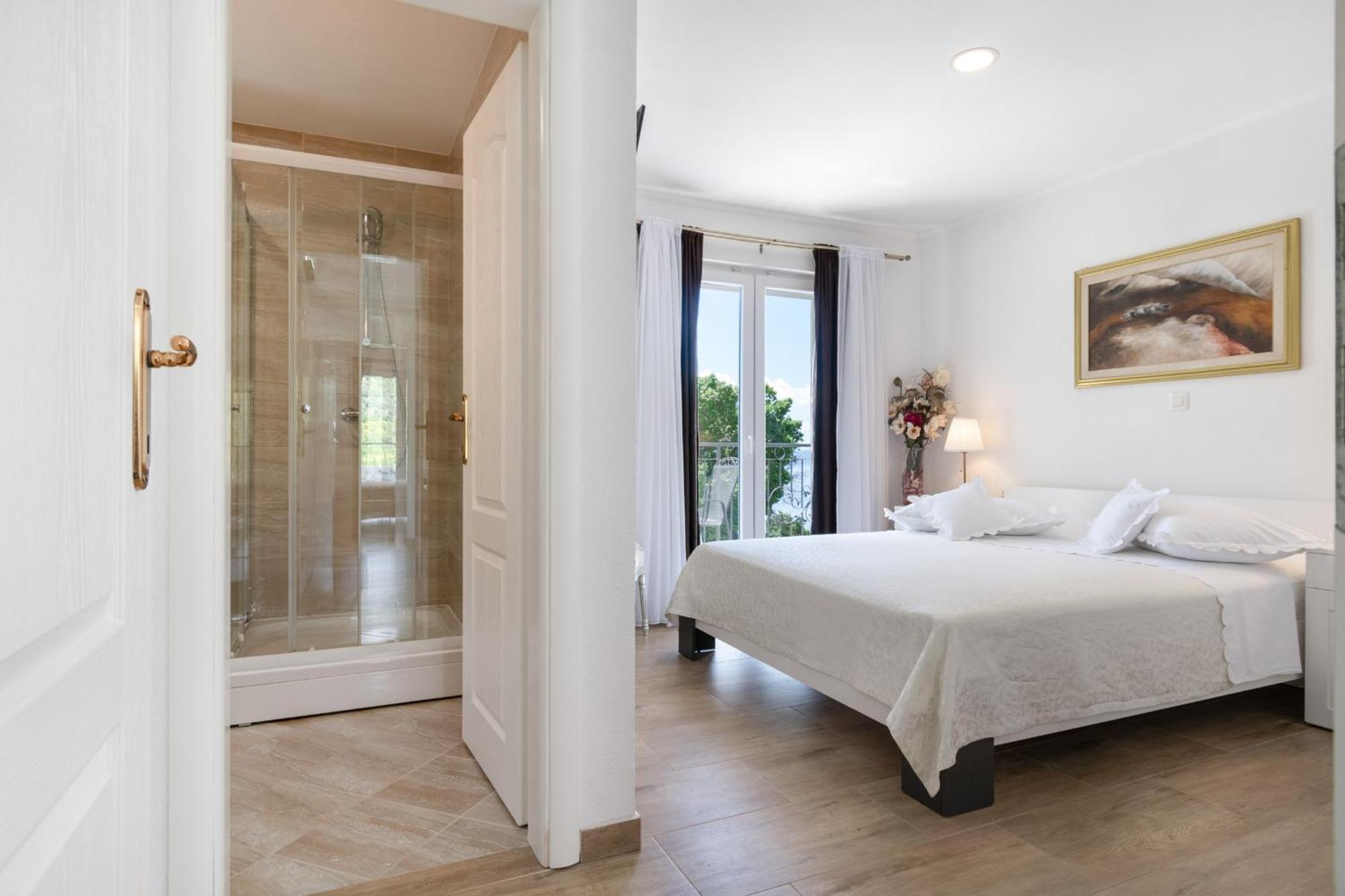 פודגורה Villa With Sea View מראה חיצוני תמונה